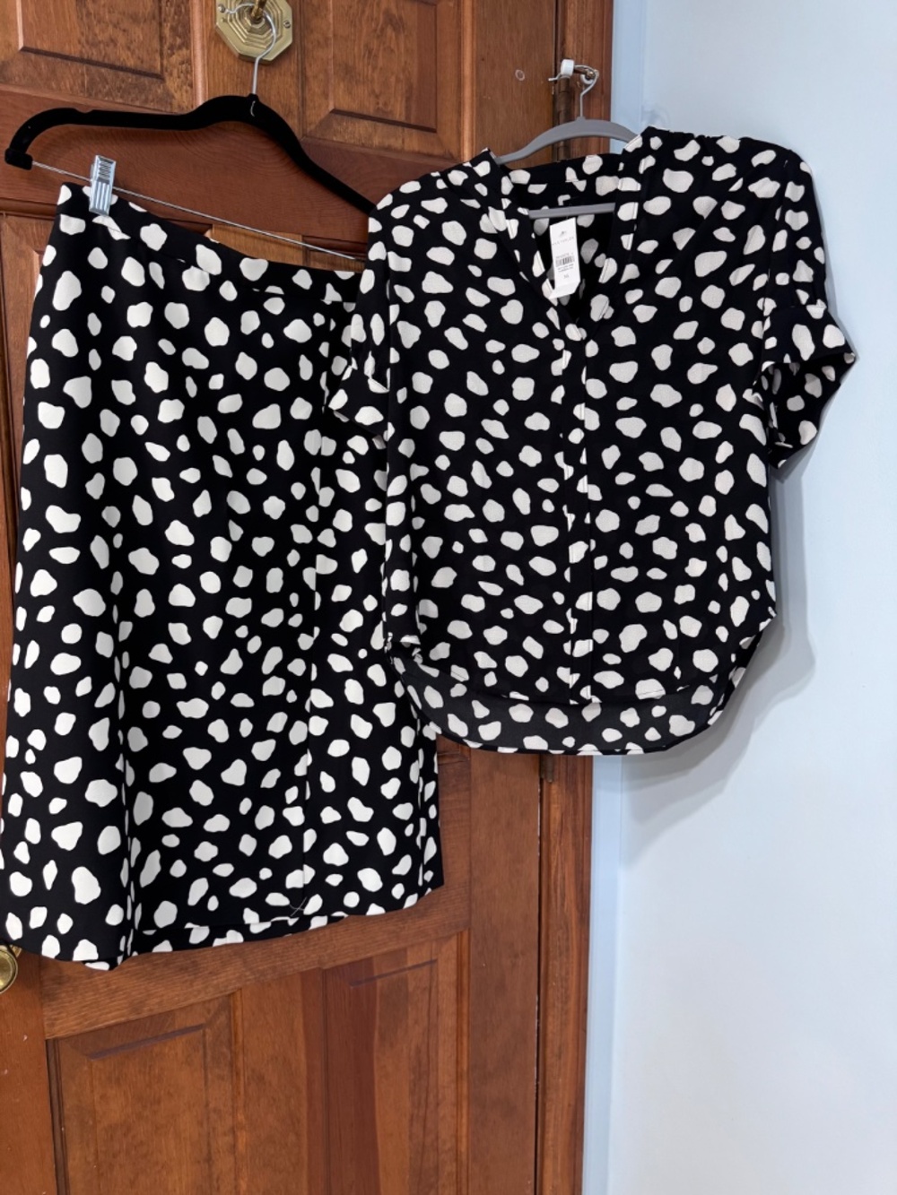 NWT Ann Taylor Matching Set XS Top & Size 2 Skirt Black Ivory Polka Dot Career